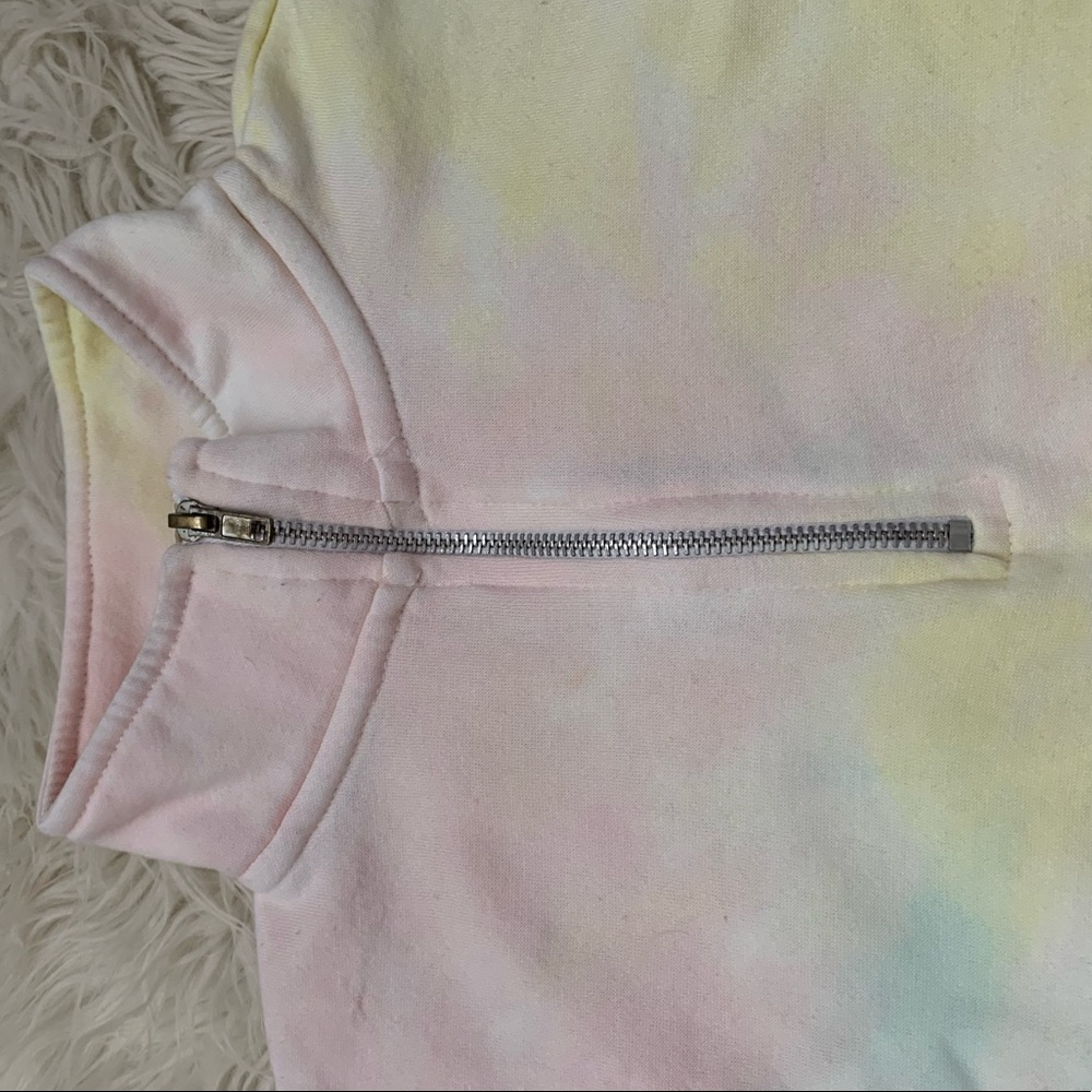 Donating Cropped Tie Dye Shirt - Picture 10 of 11